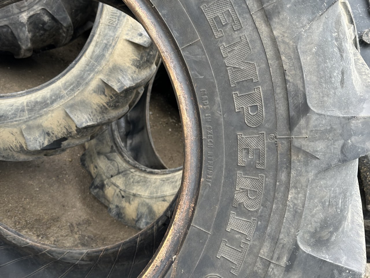 480.70 R28 FIRESTONE (7)_1280_960 480.70 R28 FIRESTONE (7)_1280_960
