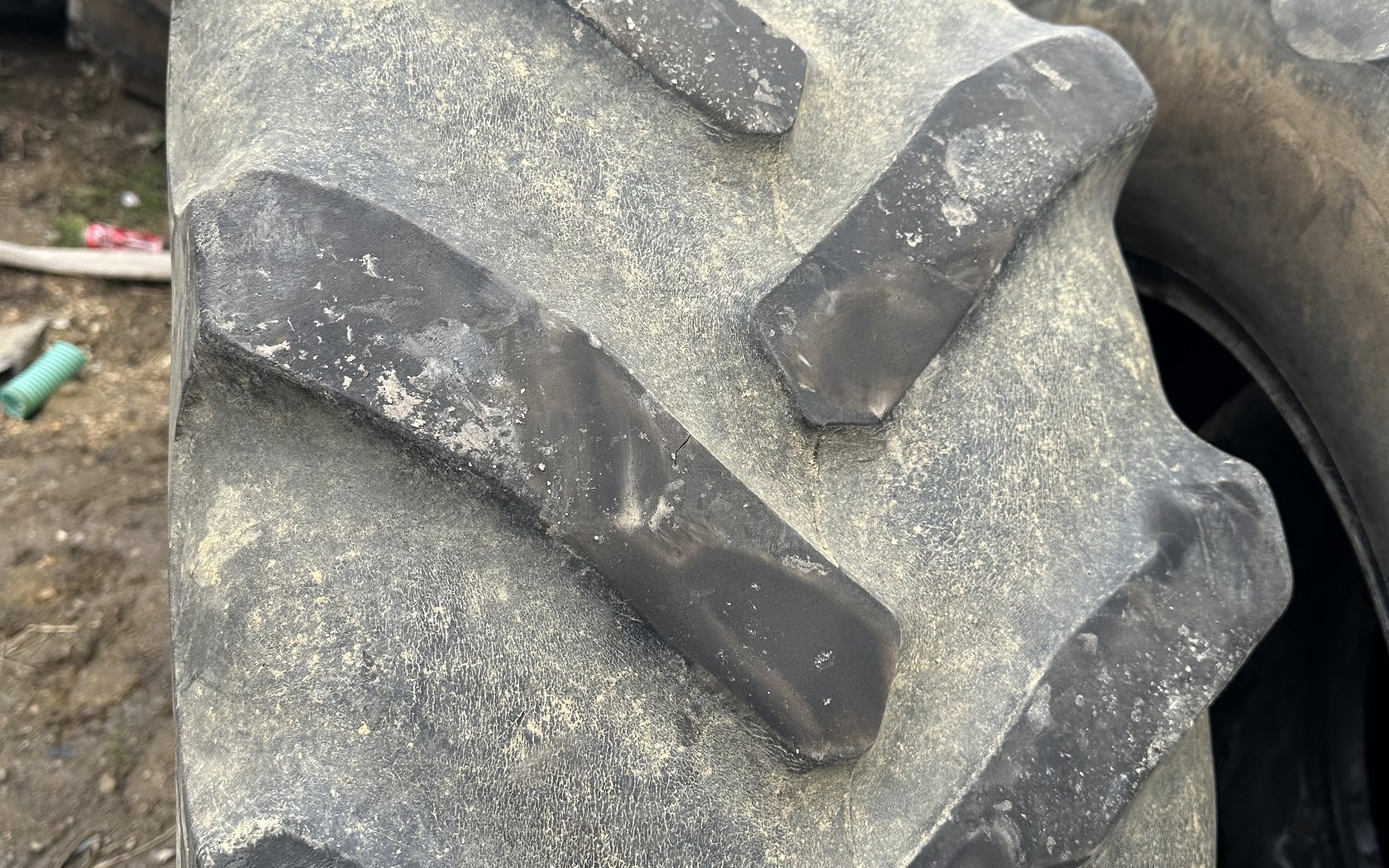 420.70 R28 GOODYEAR (5)_1680_1050 420.70 R28 GOODYEAR (5)_1680_1050